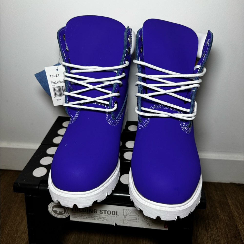 Timberland Vibrant Blue Boots with White Accents